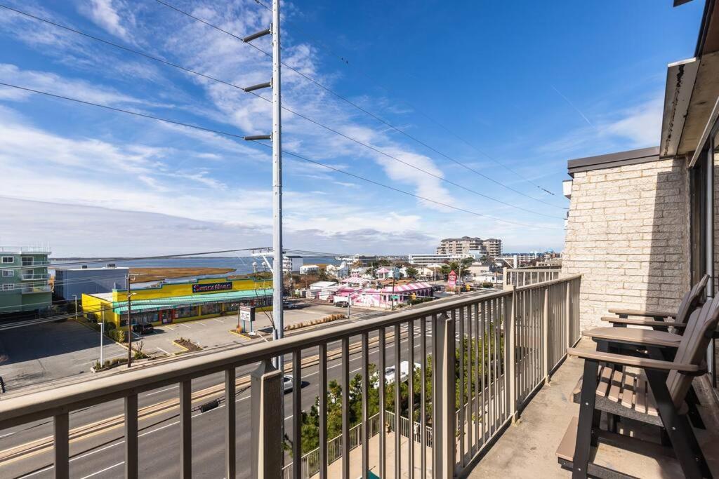 Appartamento Jada Buildingnewly Remodeled, Pool Ocean City Esterno foto